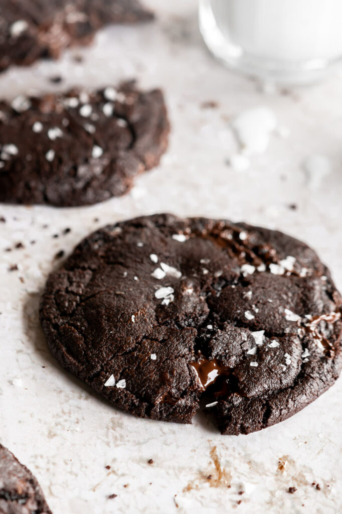 dark chocolate cookie with sea salt