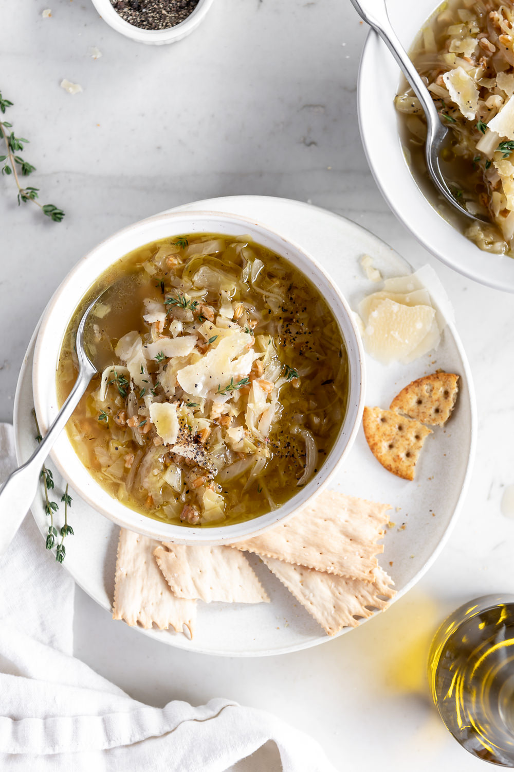 cabbage soup with farro and onion With Spice