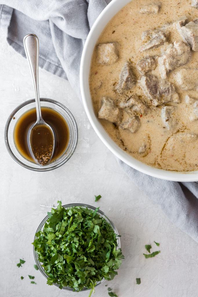 braised beef in spicy yogurt cream sauce