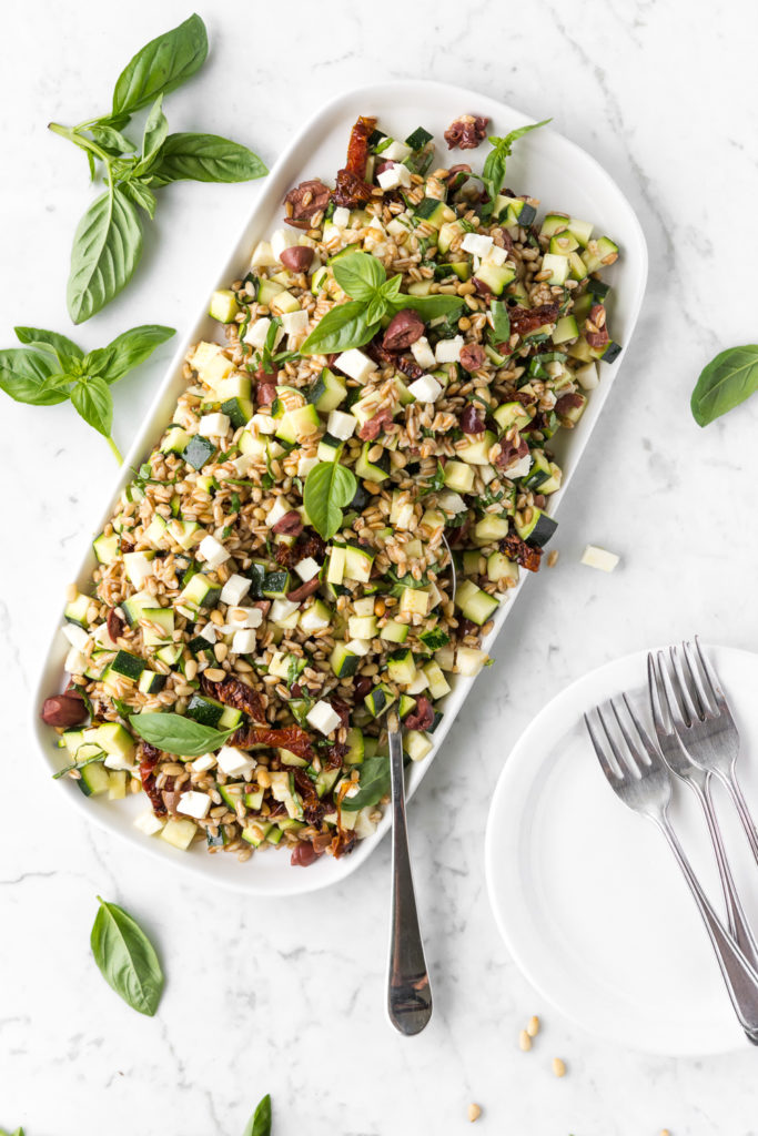 farro salad recipe with zucchini, olives and slow roasted tomatoes