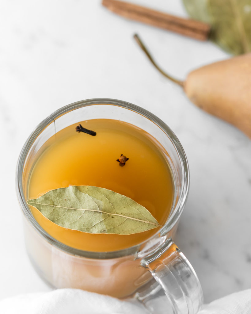 hot mulled pear cider with ginger and whiskey