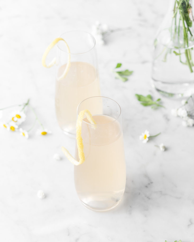sparkling elderflower cocktail recipe-- withspice food blog