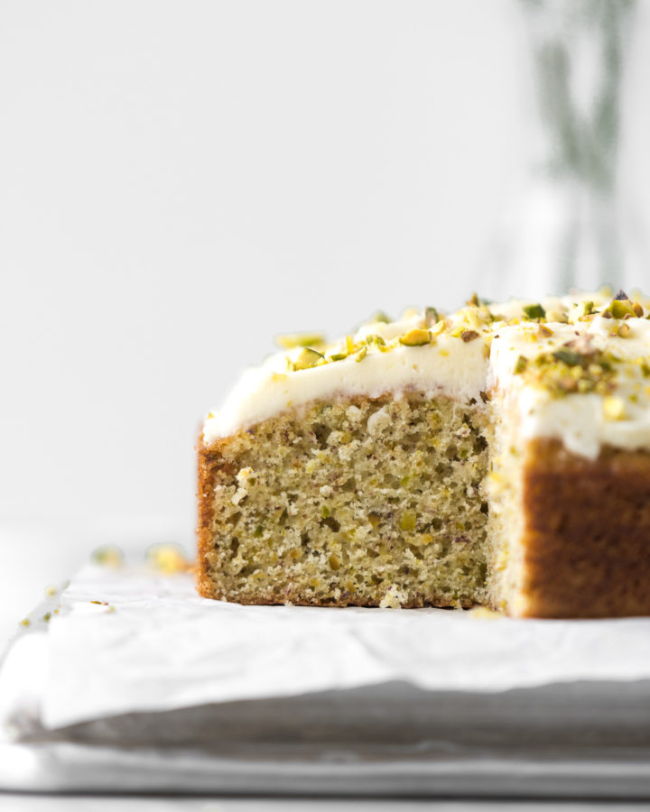 lemon pistachio cake recipe with mascarpone frosting