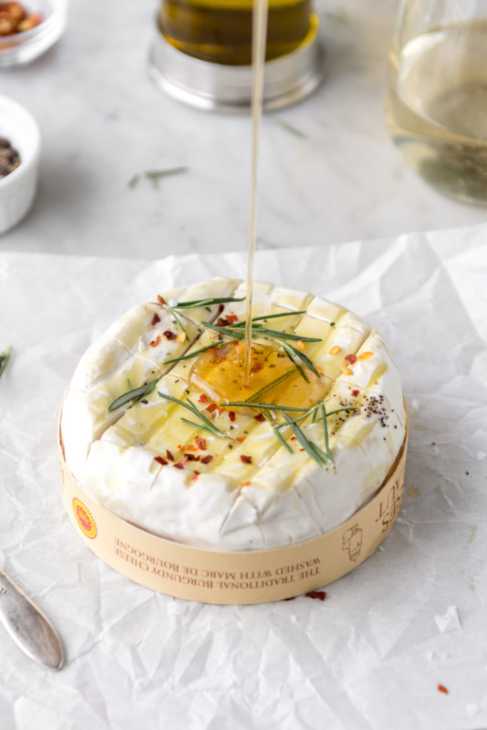 honey baked camembert prep