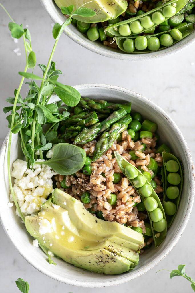 farro bowl with spring peas and asparagus