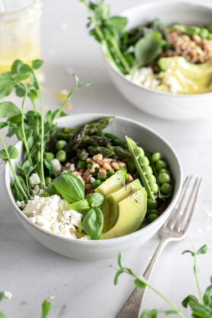 farro grain bowl with asparagus and spring peas