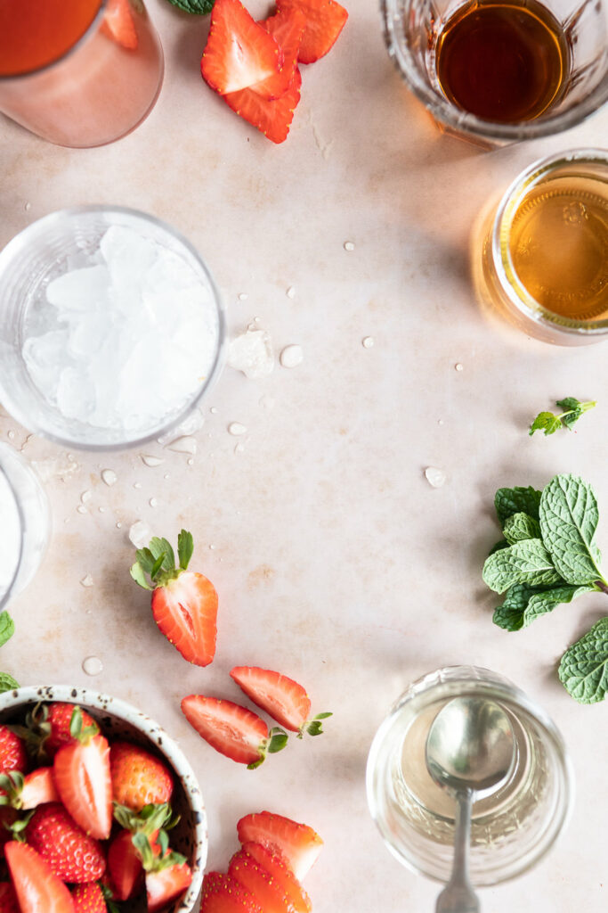 strawberries, amaretto, rum, mint, crushed ice for cocktails