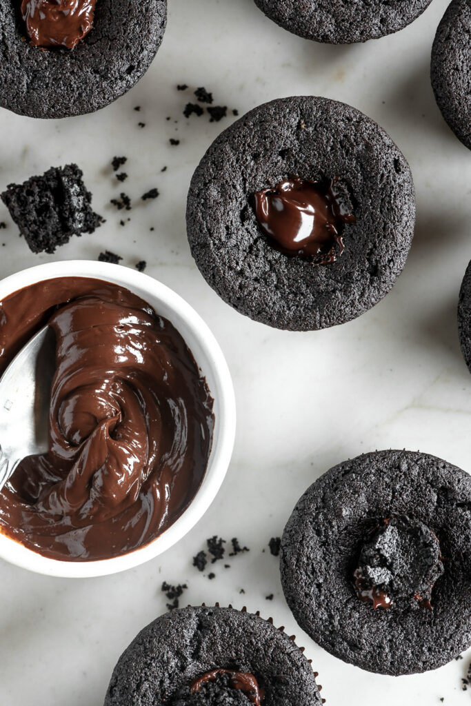 chocolate ganache stuffed cupcakes