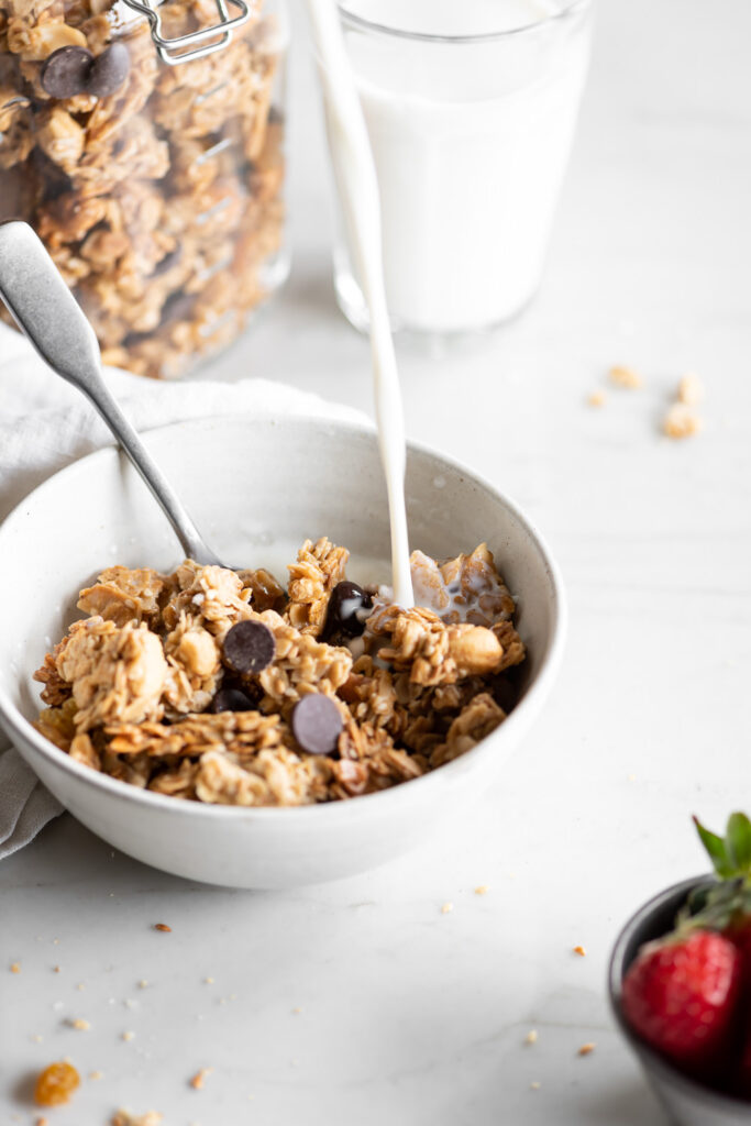 tahini granola clusters with golden raisins and dark chocolate