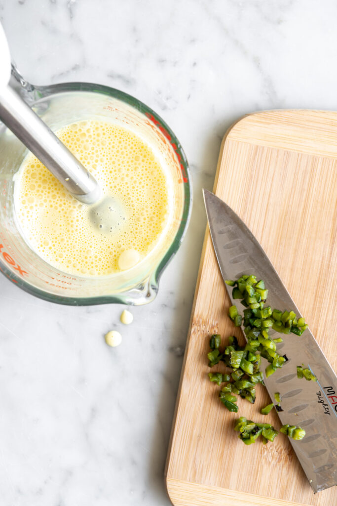 how to make roasted jalapeno hollandaise