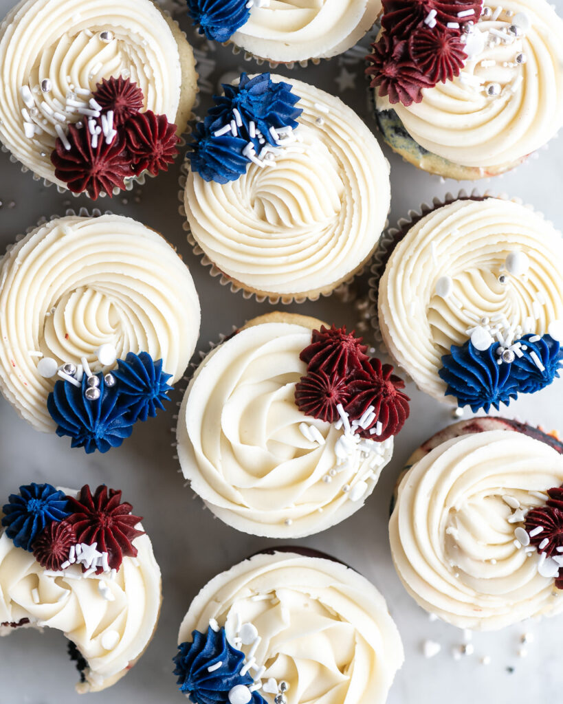 red white and blue cupcakes with vanilla buttercream