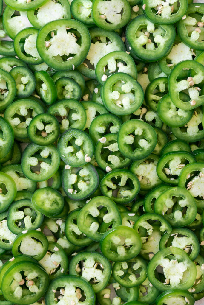 thinly sliced jalapeno peppers