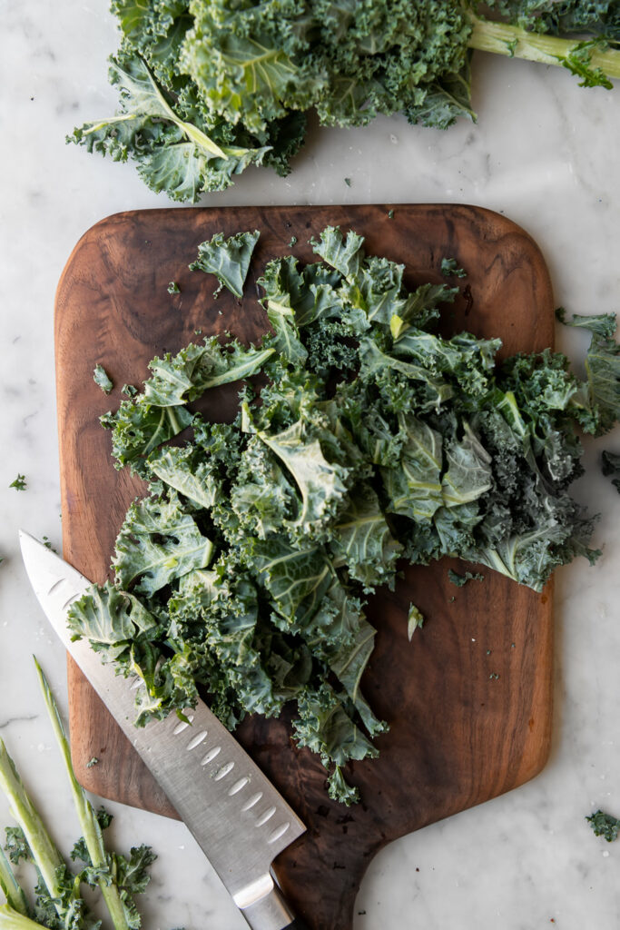 how to chop kale