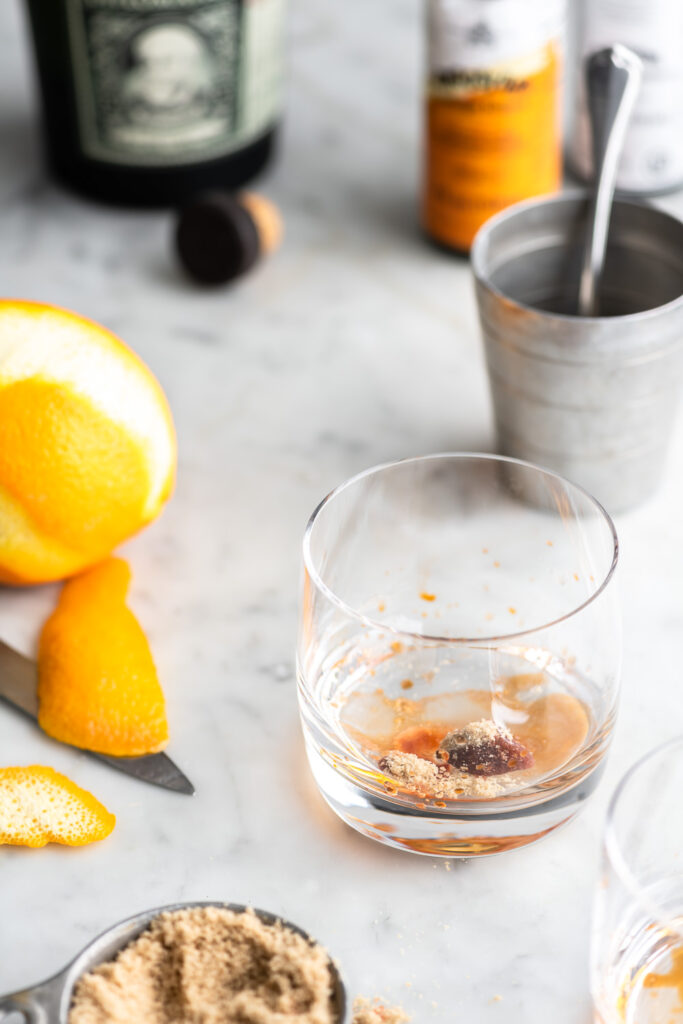 how to make a rum old fashioned