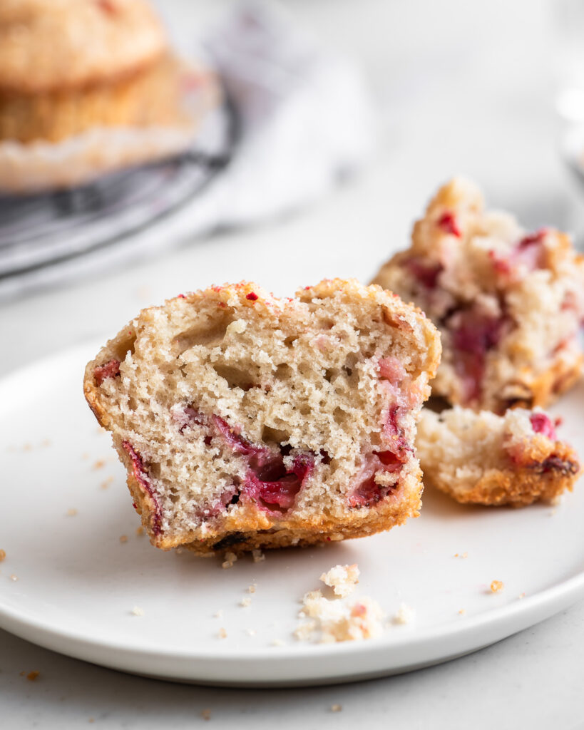 strawberry breakfast muffins