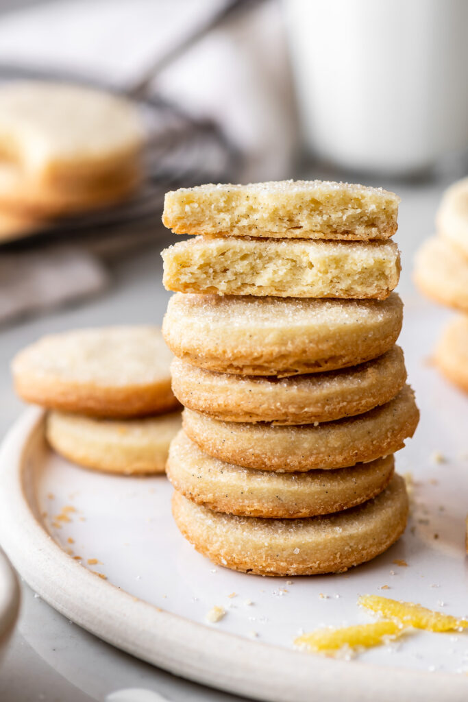 buttery vanilla lemon shortbread cookies