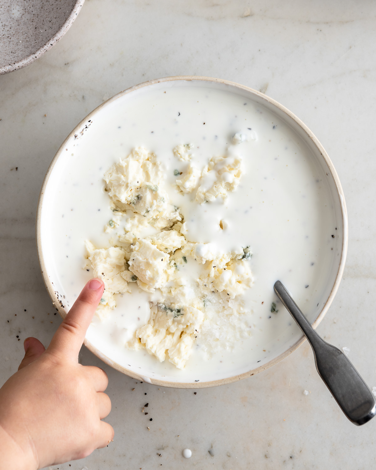how to make blue cheese dressing