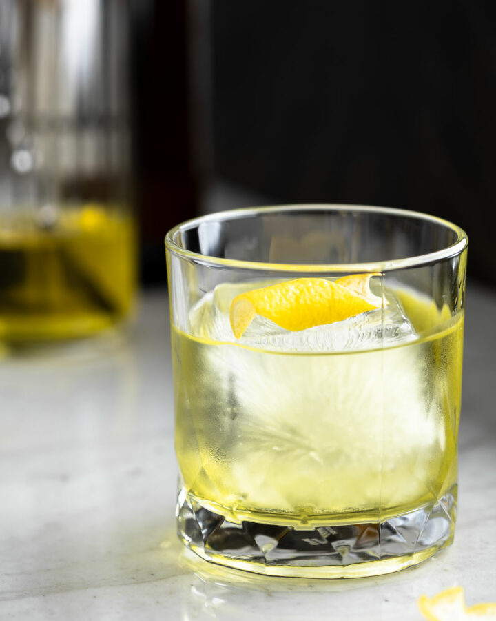 white negroni cocktail