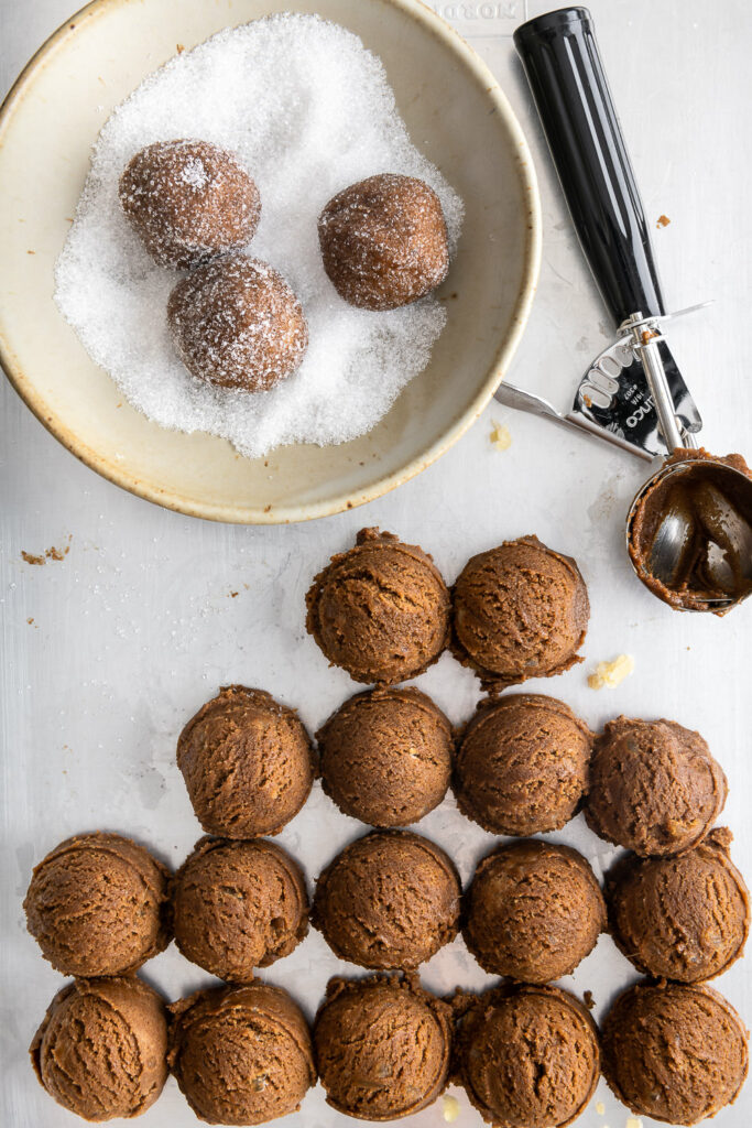 how to make molasses crinkle cookie recipe