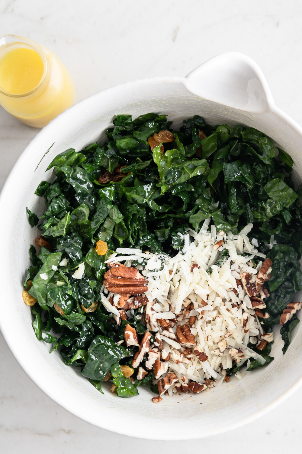 warm kale salad with raisins With Spice