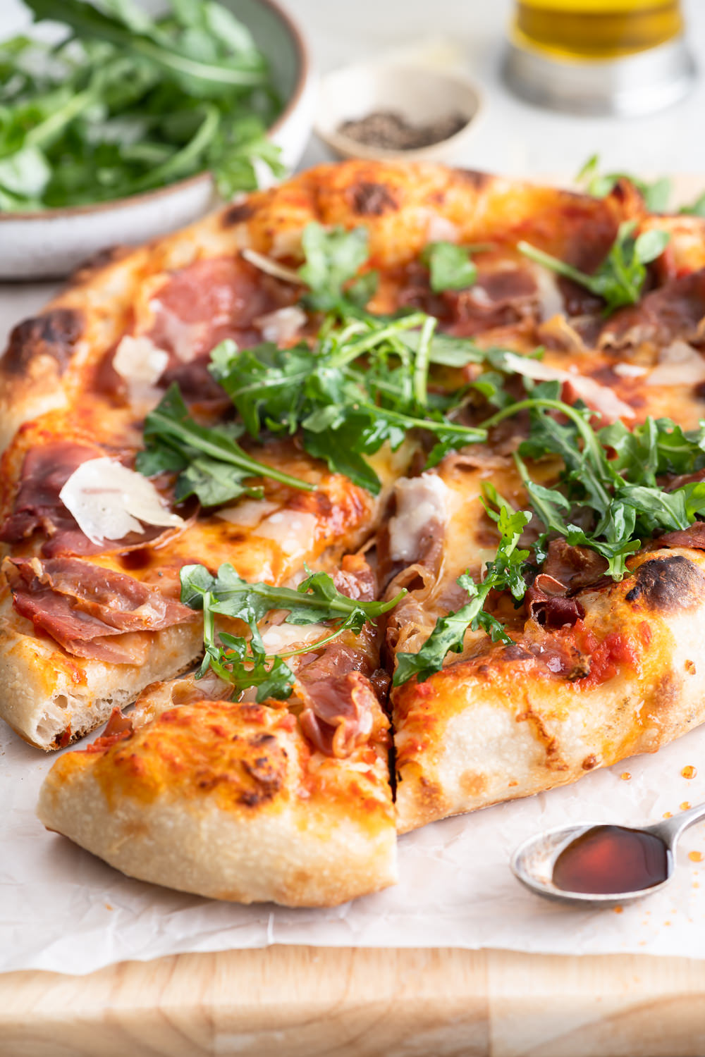 prosciutto pizza with arugula With Spice