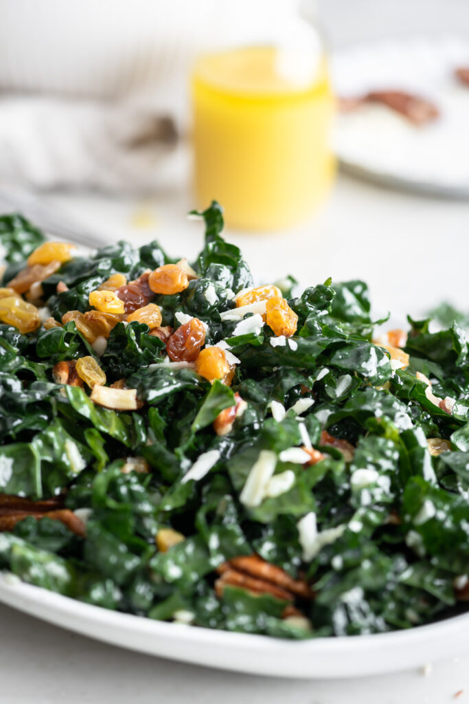 warm kale salad with raisins