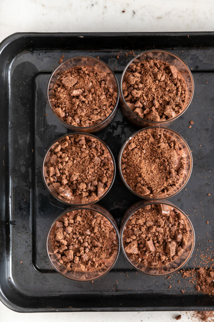 6_assemble chocolate parfait