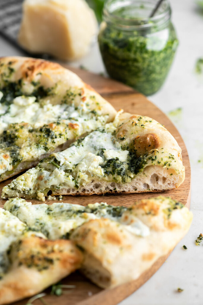 homemade pesto pizza