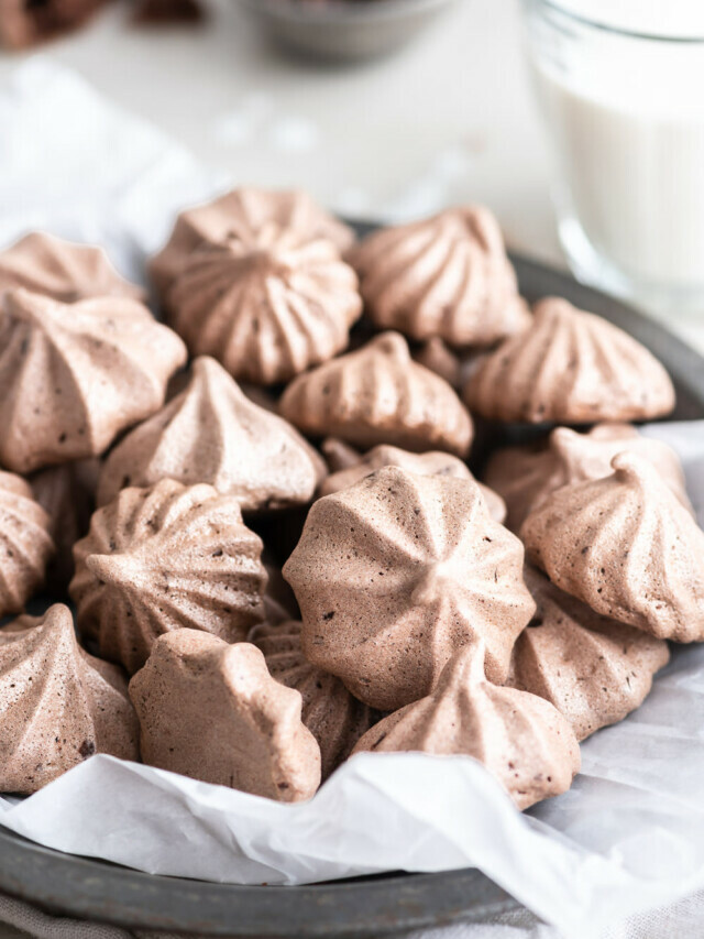 how to make chocolate meringue cookies
