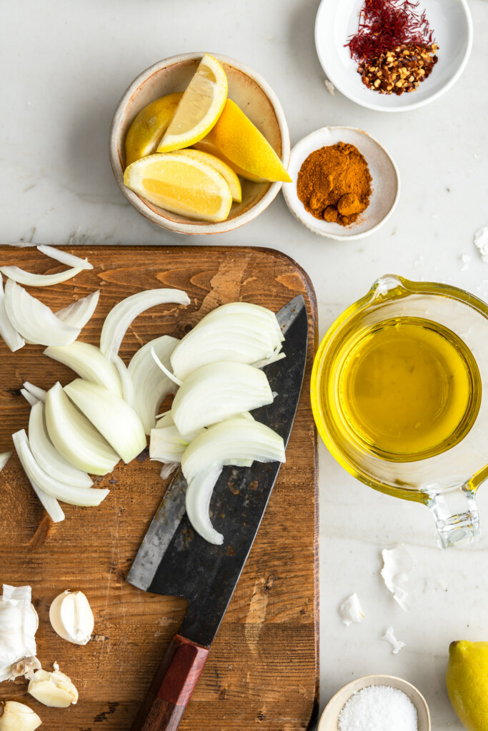 1_slice onions, peel garlic for turmeric marinade