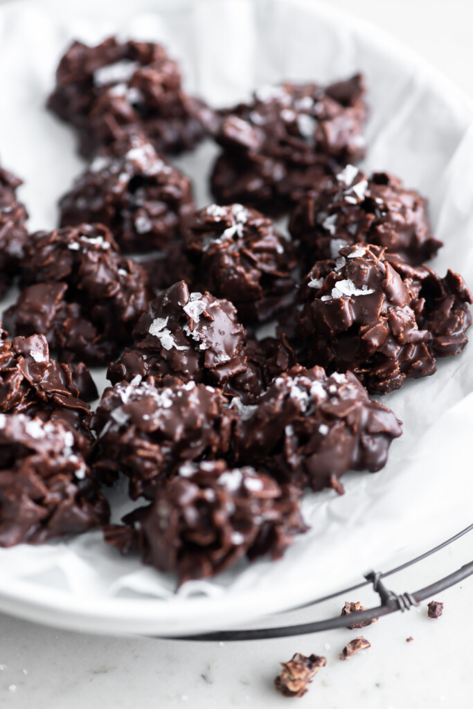 chocolate coconut clusters