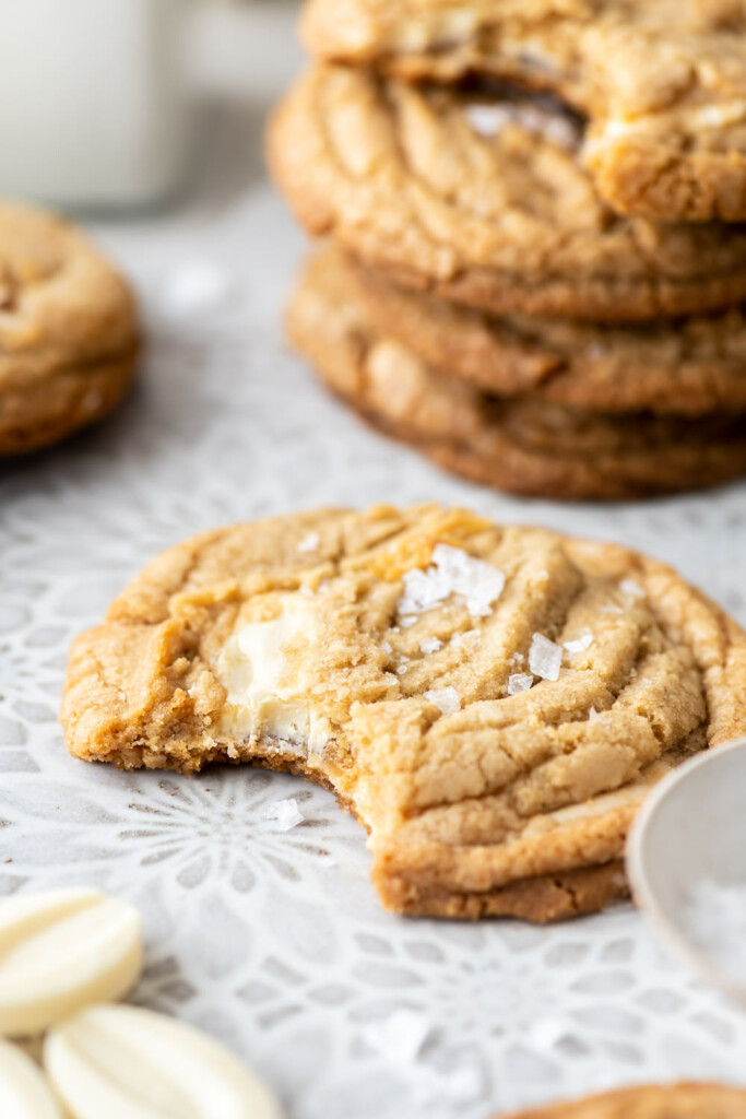 how to make white chocolate chip cookies