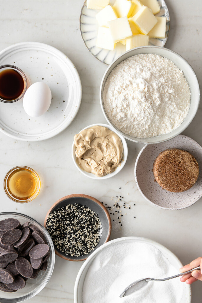 ingredients_tahini chocolate chip cookies