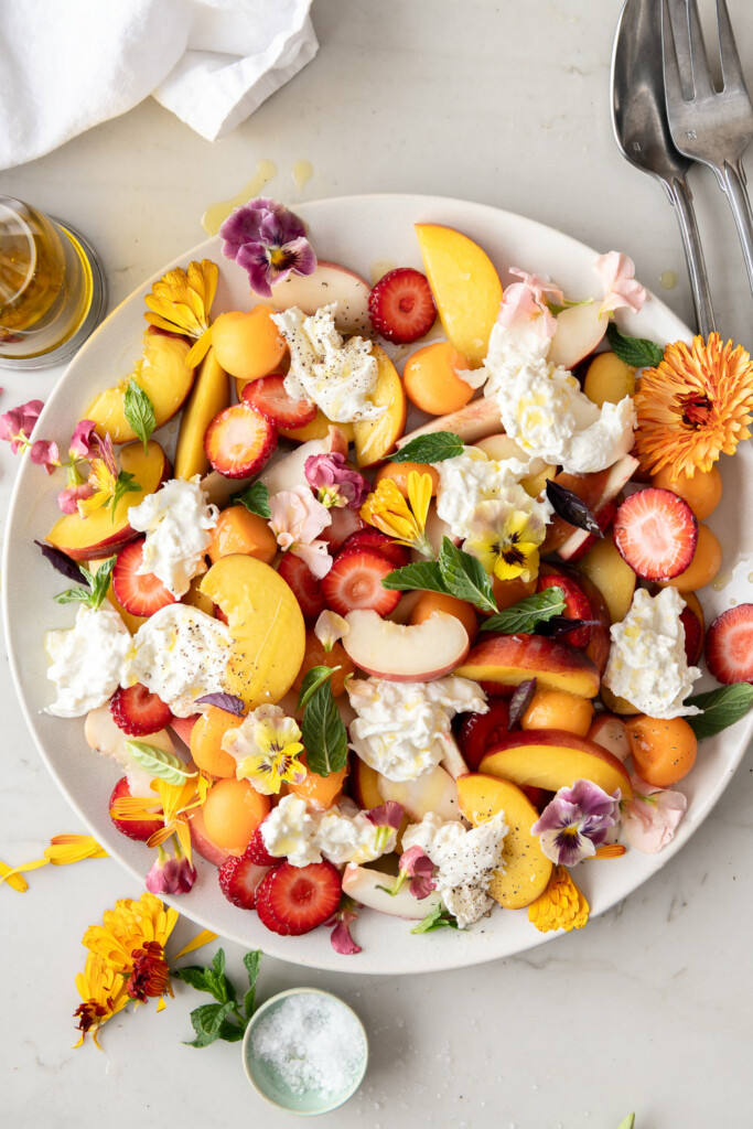 burrata peach salad