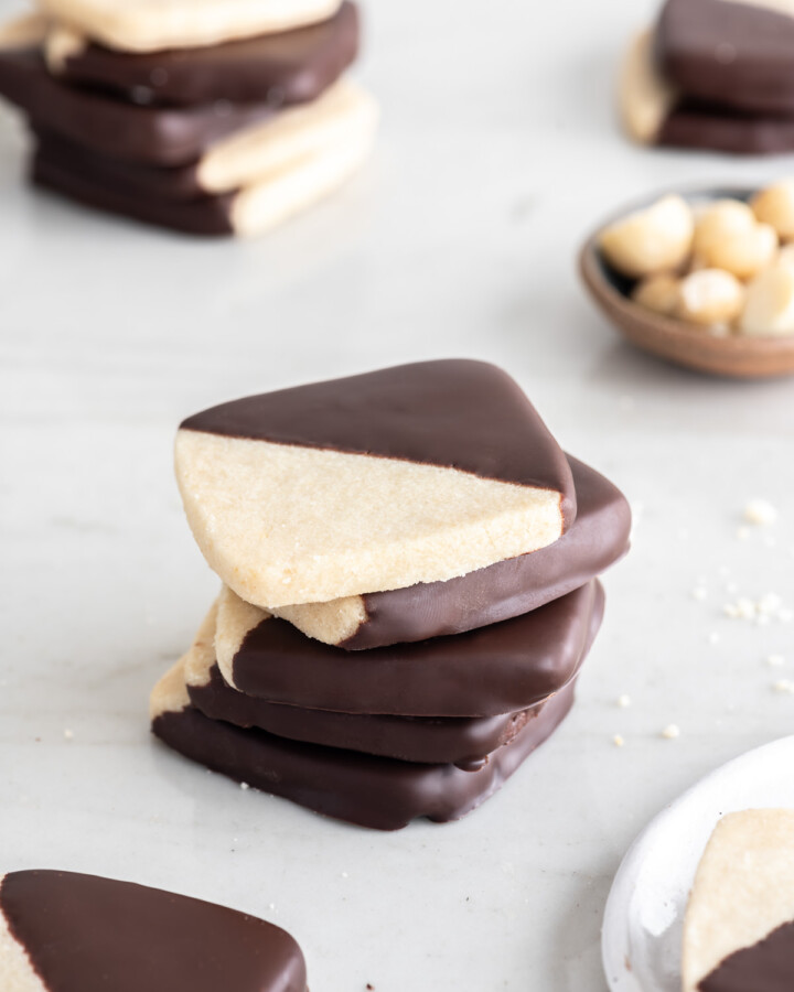 macadamia shortbread cookies