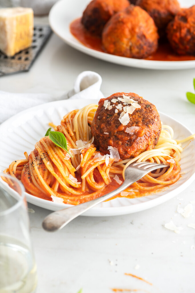 spaghetti and large meatballs