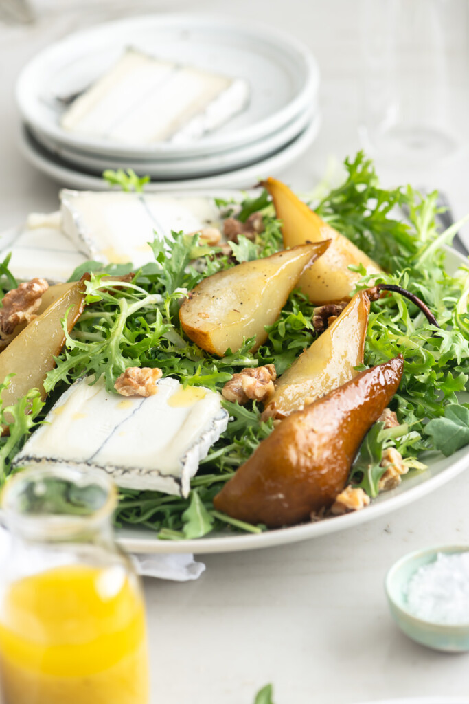 pear walnut salad