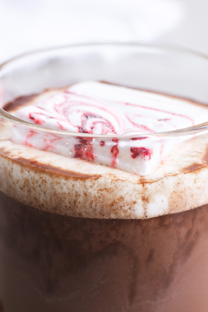 peppermint marshmallow hot chocolate