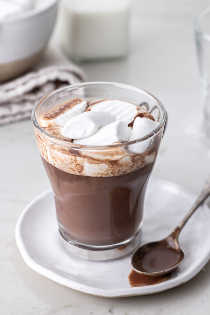 hot chocolate with marshmallows