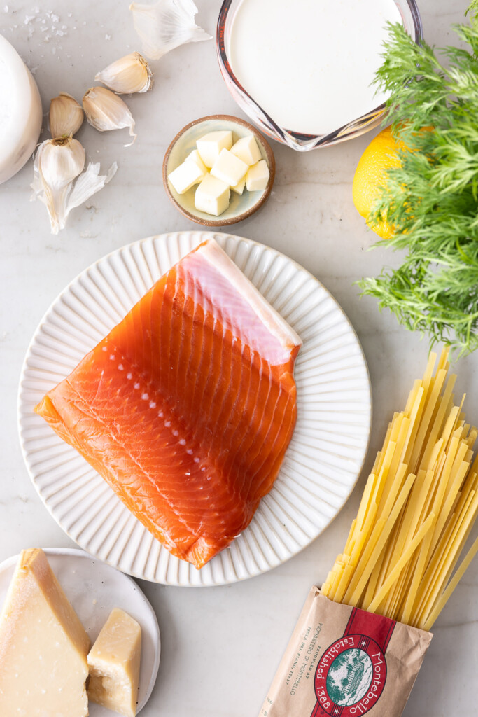 ingredients_salmon, fettuccine, cream, butter, parmesan, lemon, herbs, garlic