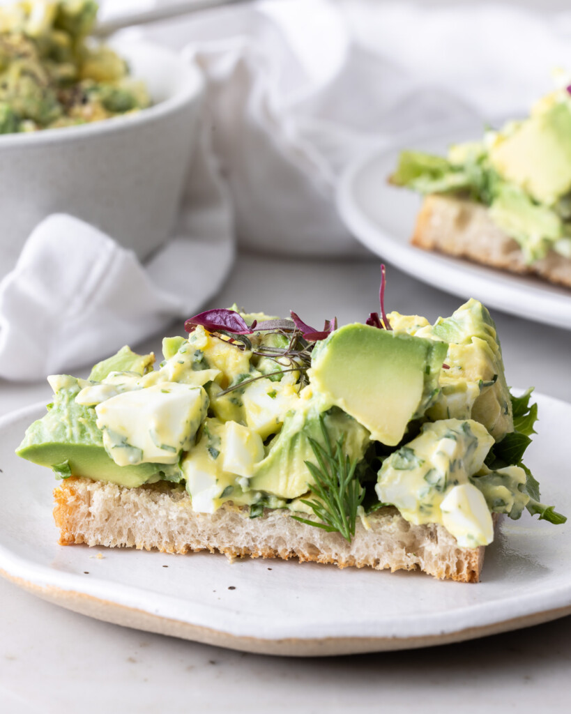 how to make avocado egg salad