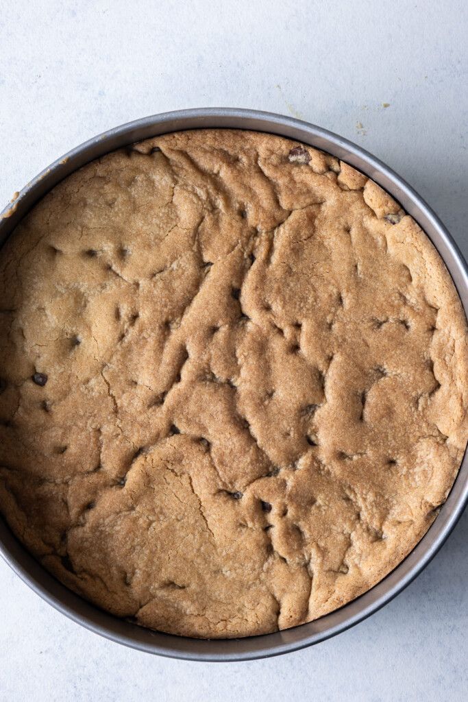 3_chocolate chip cookie cake recipe
