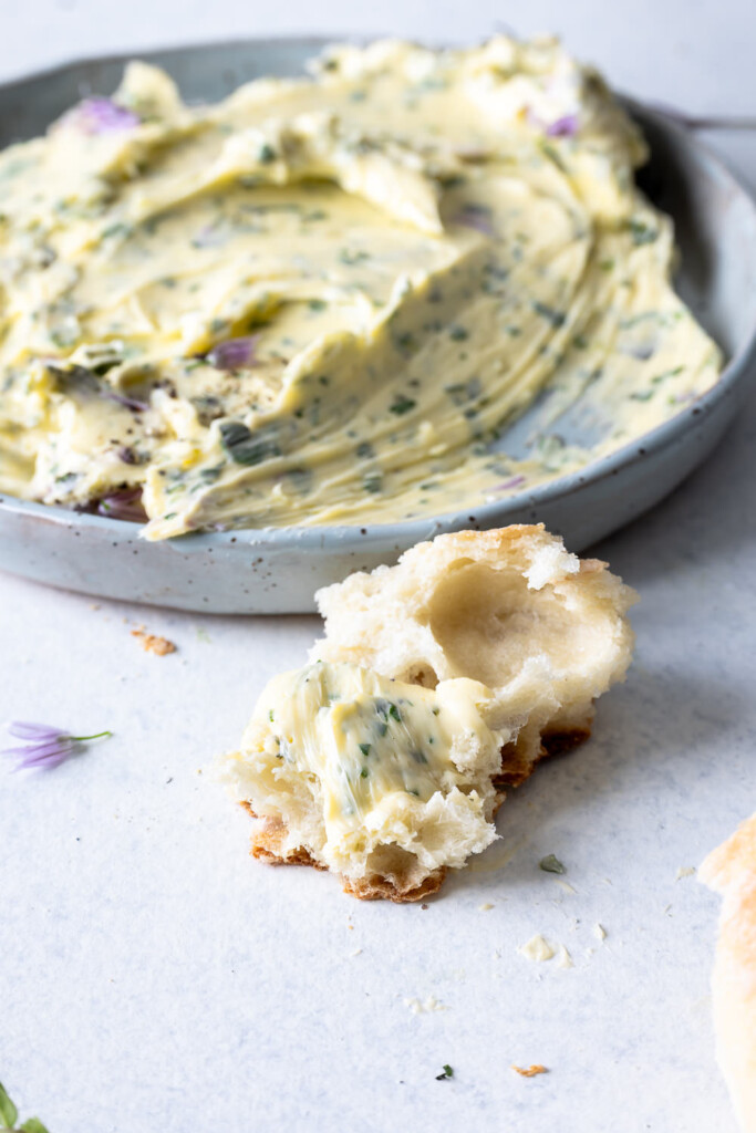 garlic herb compound butter