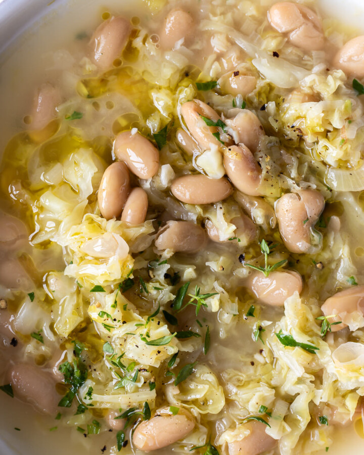 tuscan white bean cabbage soup