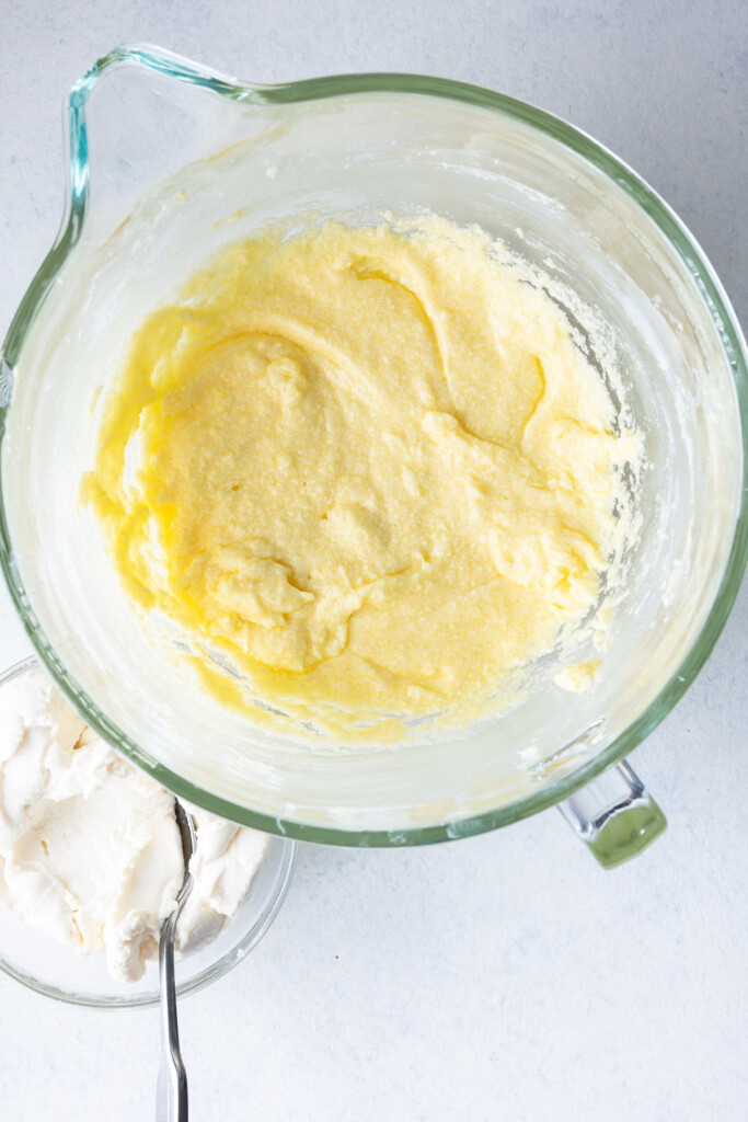 2_mix in ricotta to cake batter